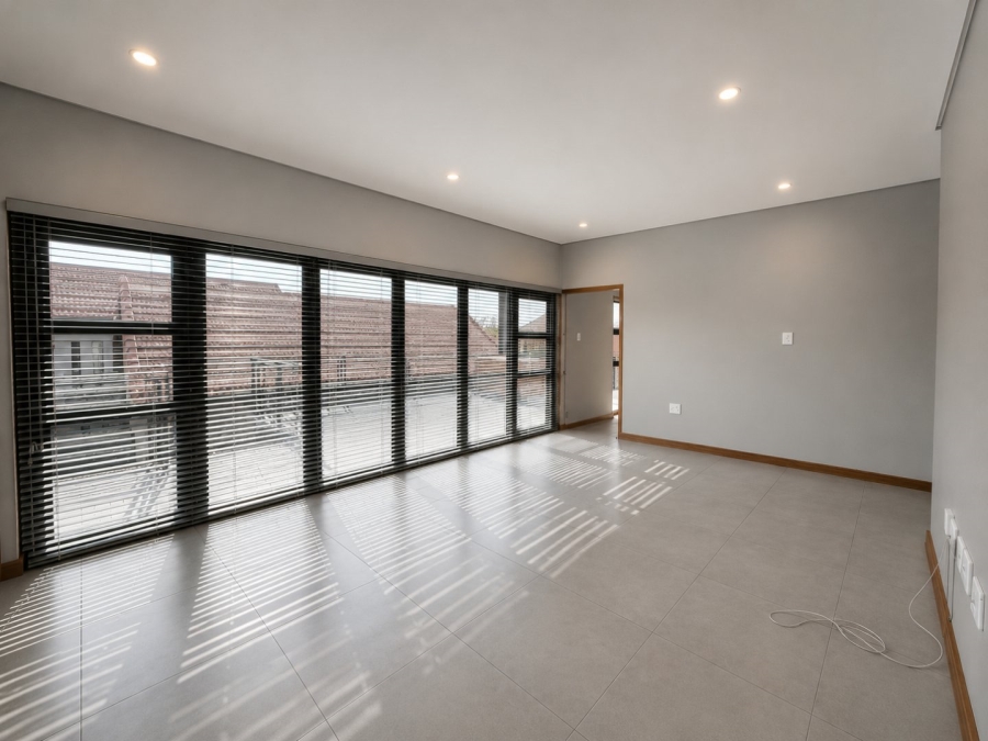 To Let 4 Bedroom Property for Rent in Wild Olive Estate Free State